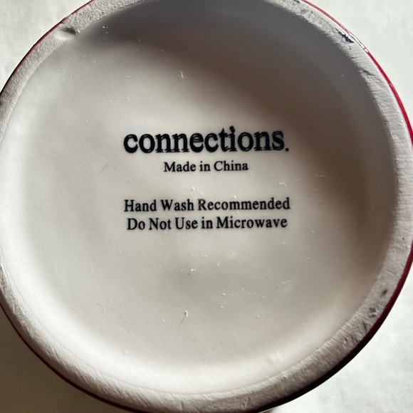 🌴Joy Candy Cane Serving/Candy Red and White Holiday Bowls - Set of Two - Picture 9 of 9